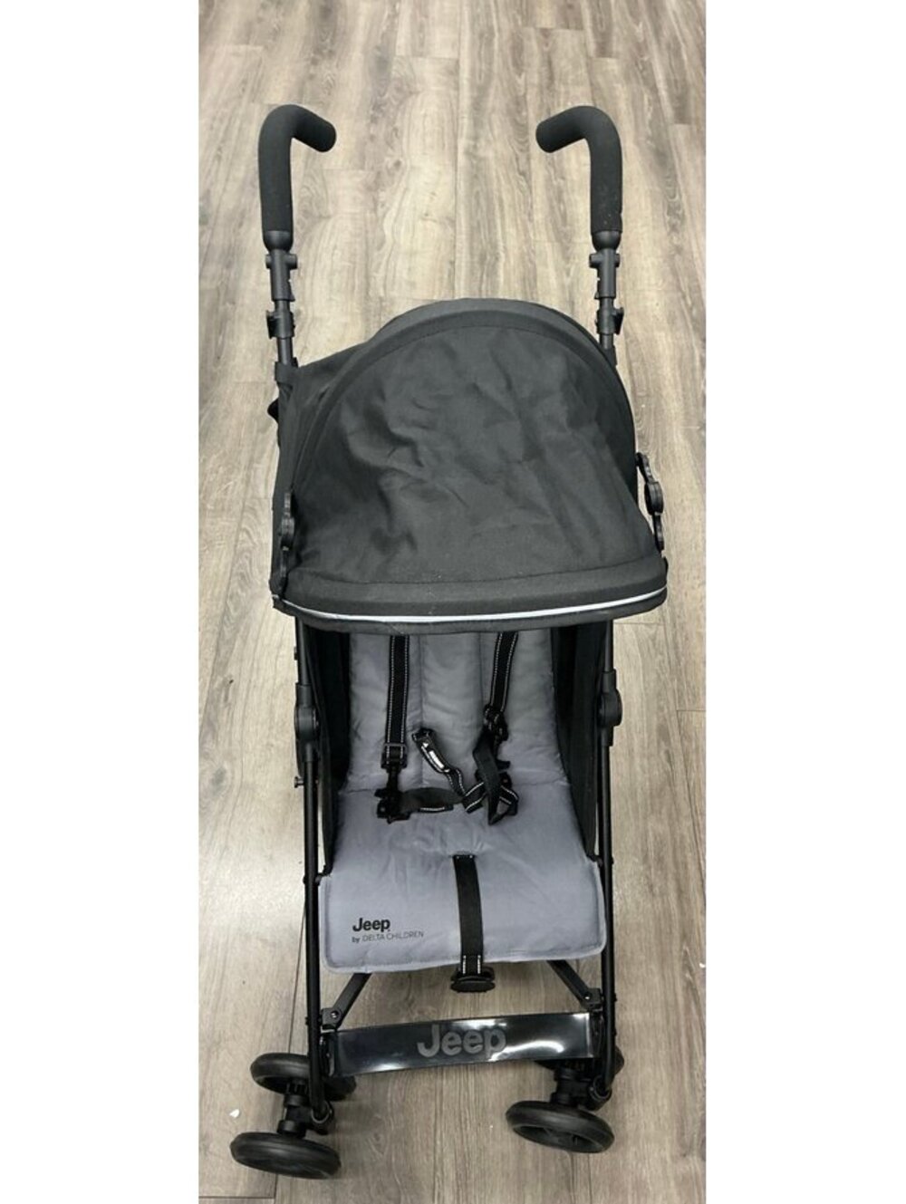 Jeep by Delta Children Lightweight Stroller - Picture 5 of 10